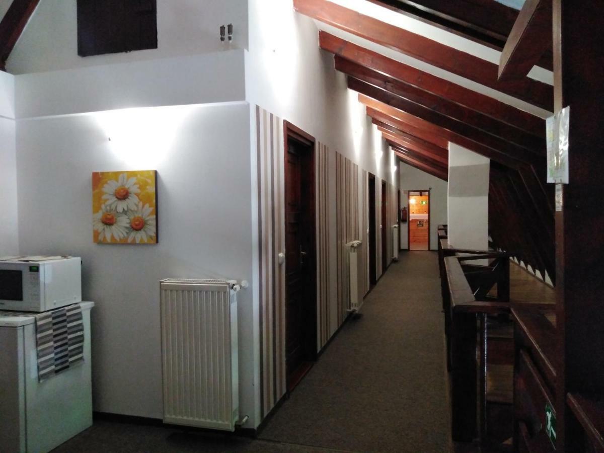 Veresegyház Tavi Panzio Es Etterem B&B 외부 사진