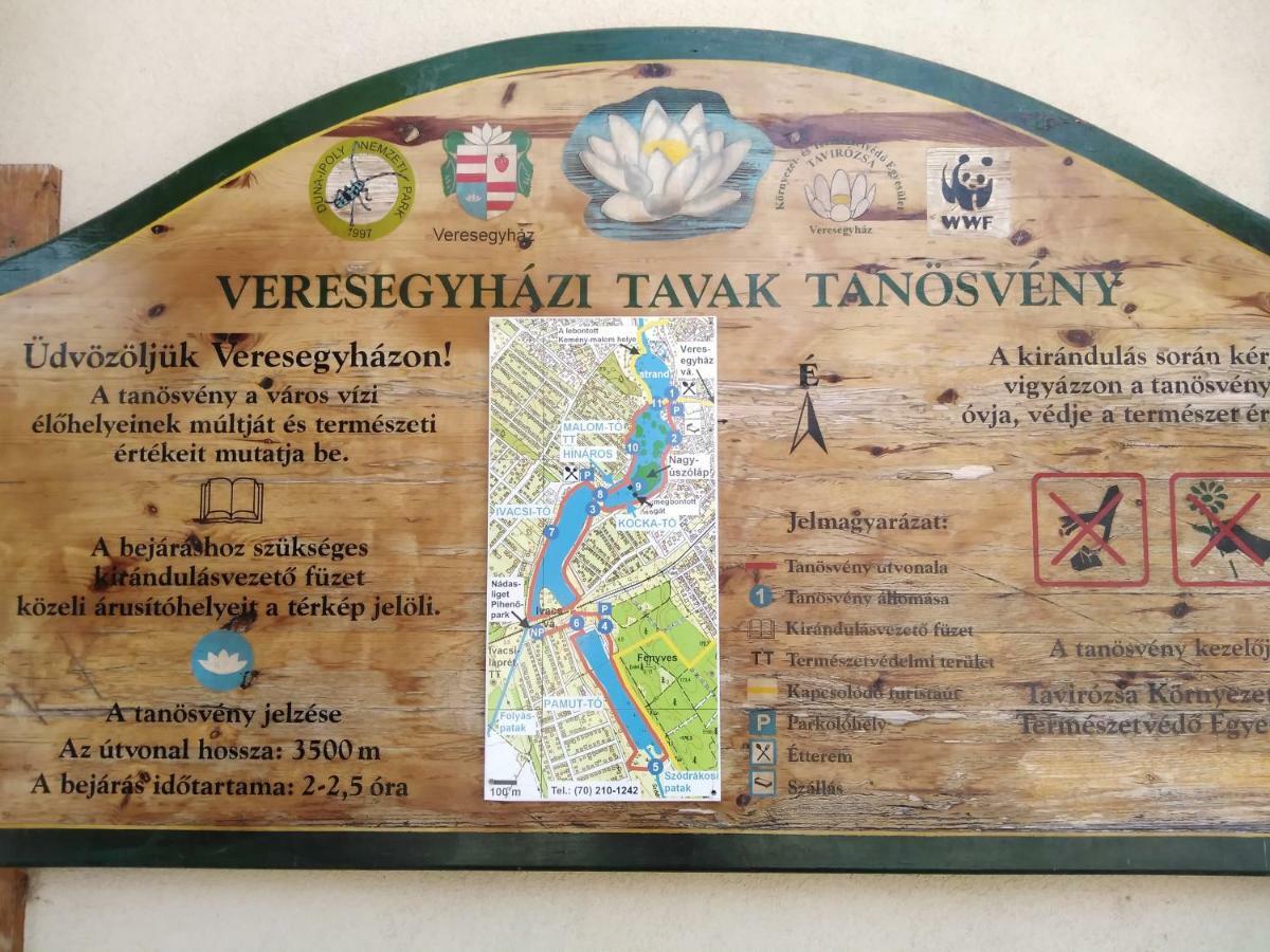 Veresegyház Tavi Panzio Es Etterem B&B 외부 사진
